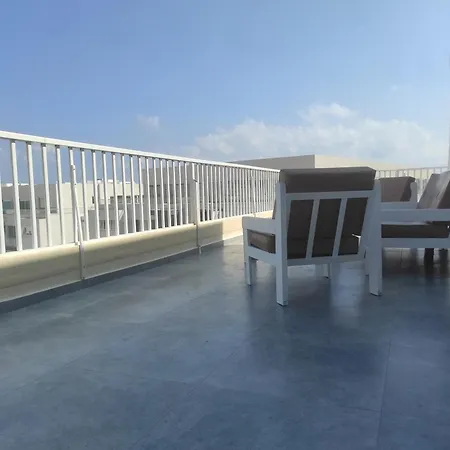 Sinsea Penthouse Apartamento St Paul's Bay