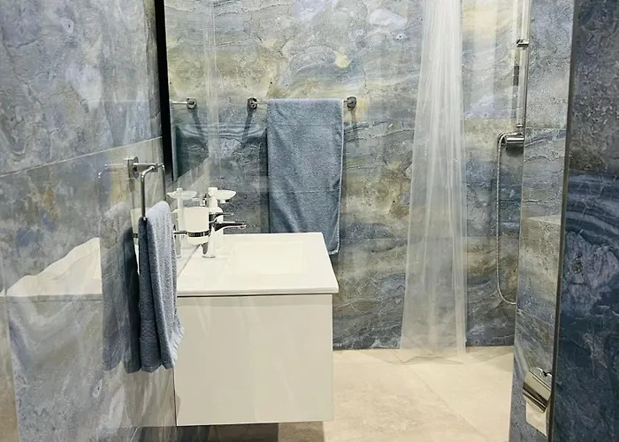 Sinsea Penthouse * St. Paul's Bay